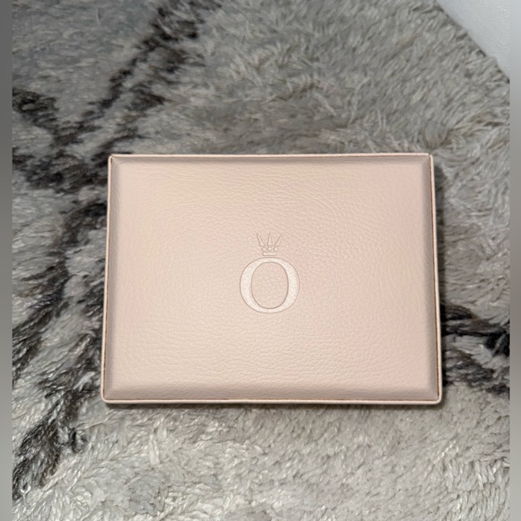 Pandora Jewelry Box - Picture 1 of 8